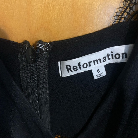 Reformation dress - Picture 4 of 5